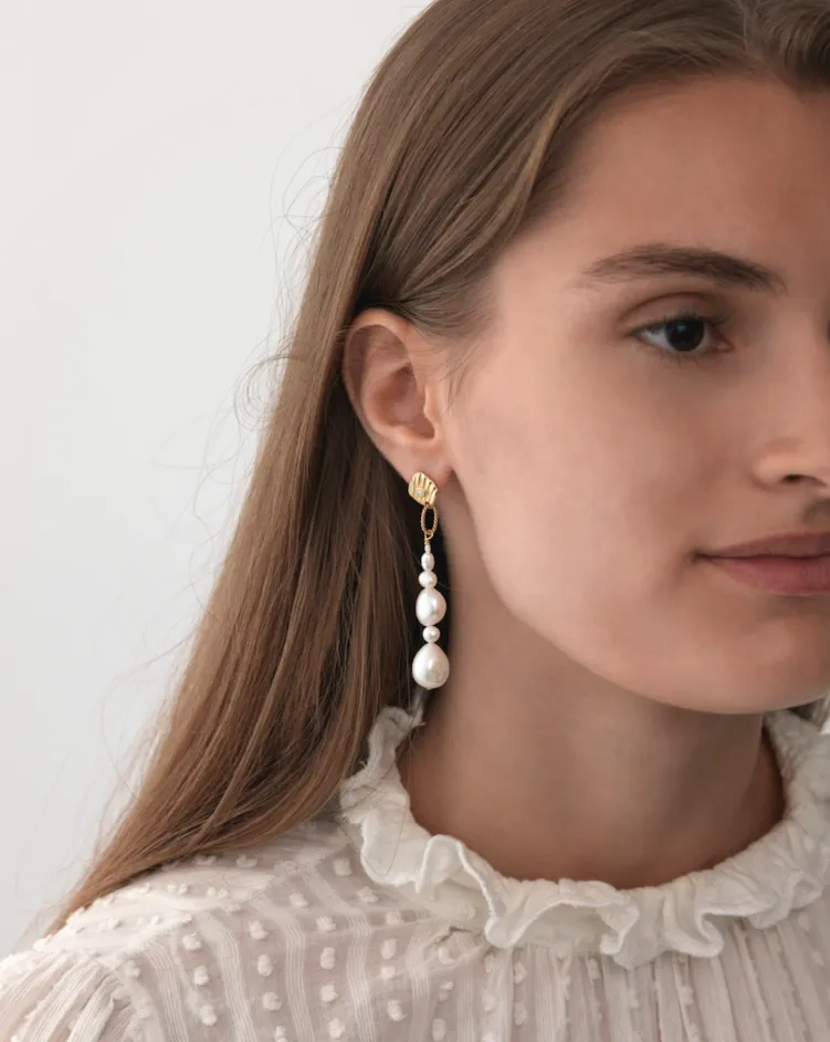 Jet Set Pearl Earrings
